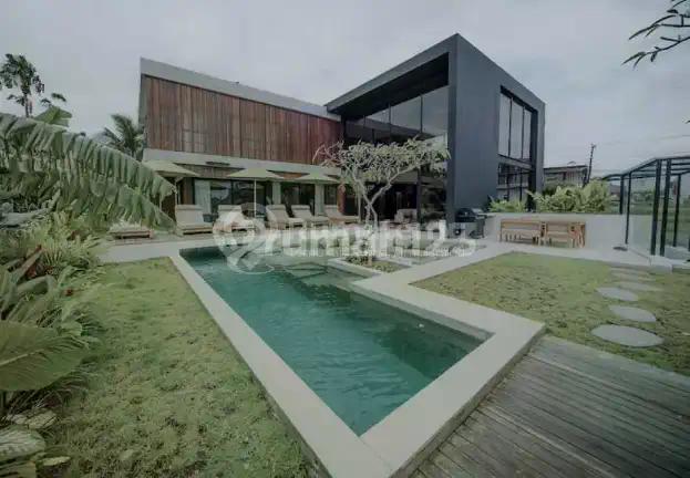 Ready For Rent 4 B R Luxury Villa In Pererenan Badung Bali