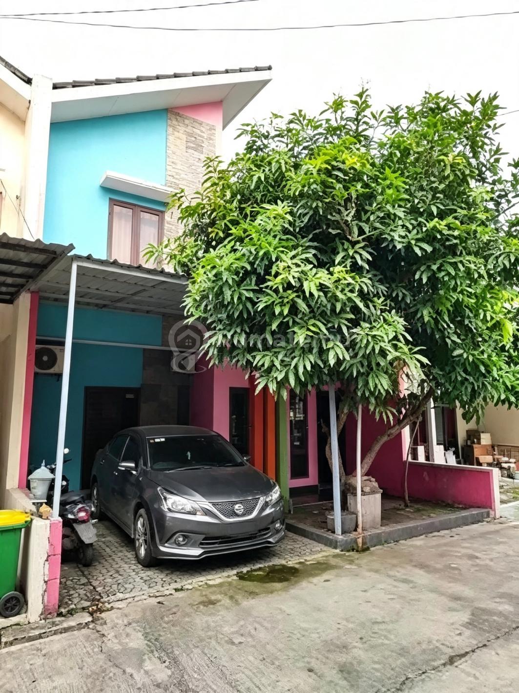Rumah Bagus Dalam Cluster di Jakasampurna Bekasi Barat