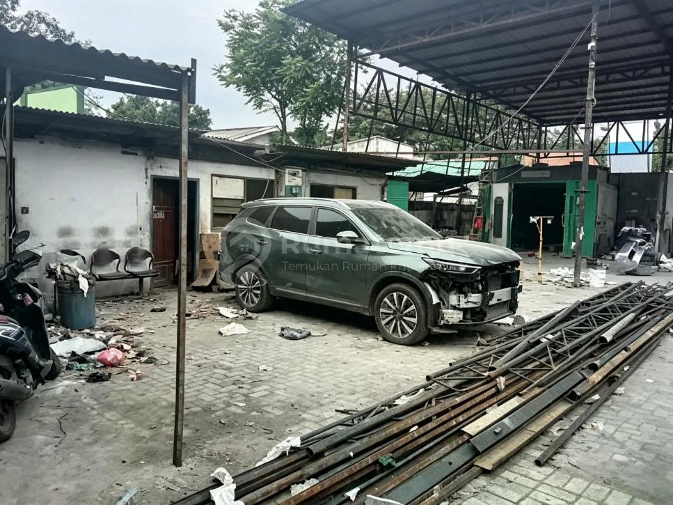 Tanah Ex Bengkel Di.pinggir Jalan Raya Pegangsaan Dua Jakut