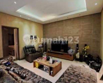 Dijual Rumah Semi Furnished di Nusa Loka, Bsd City