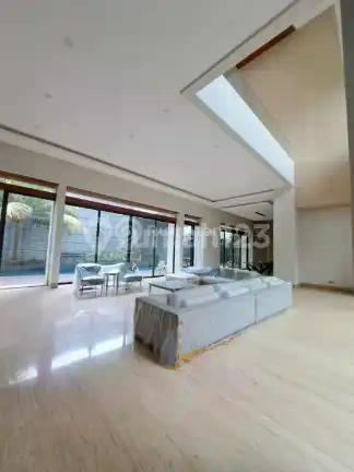 Rumah Baru 3 Lantai Design Istimewa Strategis