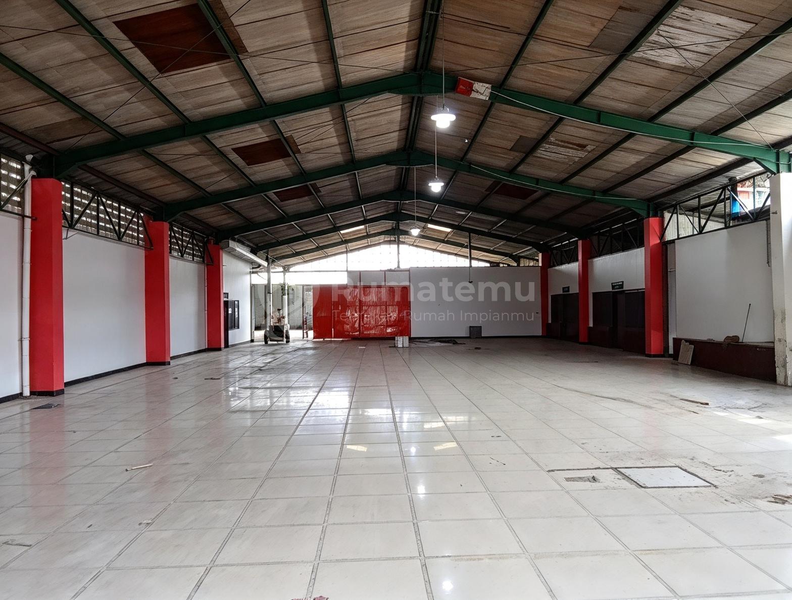 dijual dan DiSewakan Gudang lokasi strategis Di GUNTENG KARANG TENGAH KAB CIANJUR