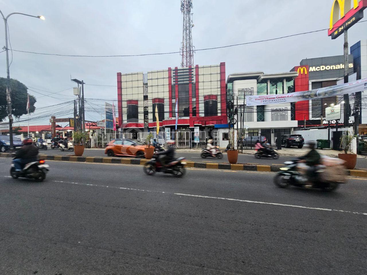 Mini Building/ Ruko Gandeng TERMURAH Jl. Juanda, Ciputat, Tangsel