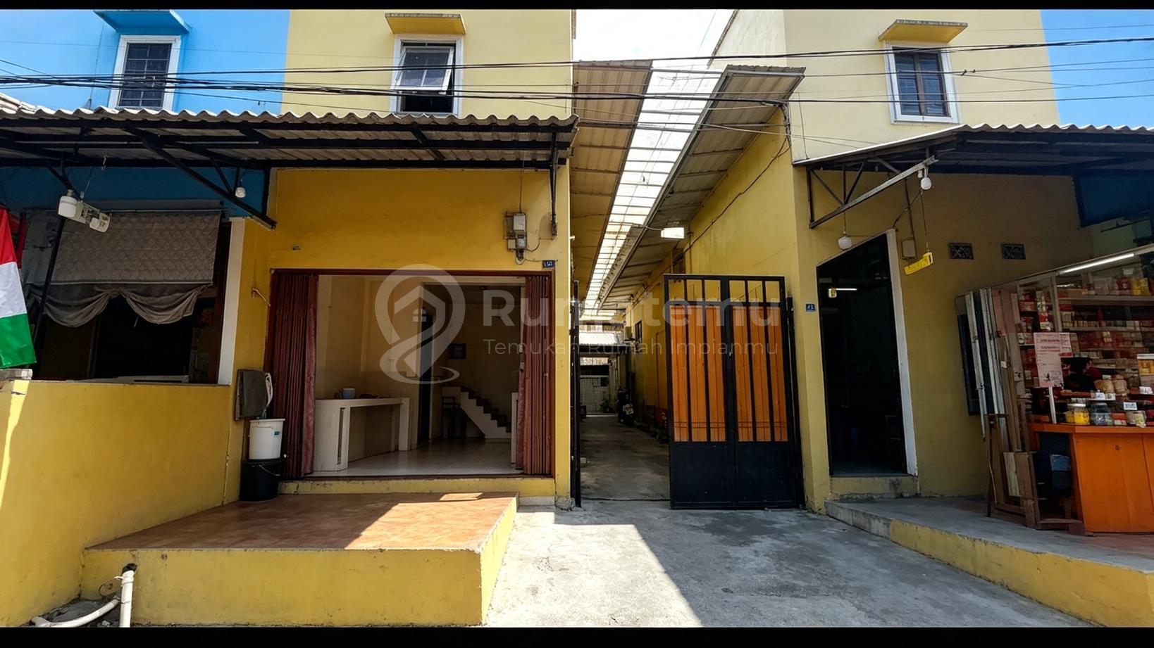 Dijual Rumah Kontrakan dan Kios Siap Pakai serta Siap Usaha , Jalan Kayu Besar Pasar Nangka , Kalideres - Jakarta Barat