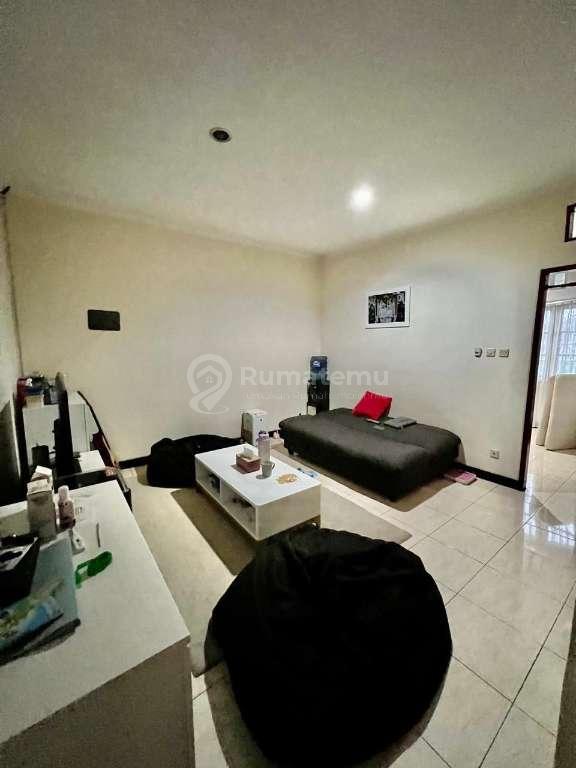 Rumah Antapani Dalam Cluster Dekat Arcamanik. Kiaracondong Bandung