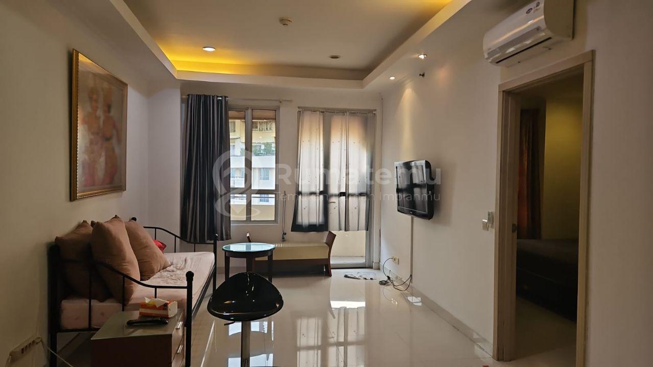 Apartemen 1BR Fully Furnished di Paladian Park Kelapa Gading, Luas 63m², View Kolam Renang