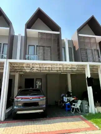 Rumah 2 Lantai Renovasi Semi Furnished Melia Graha Raya