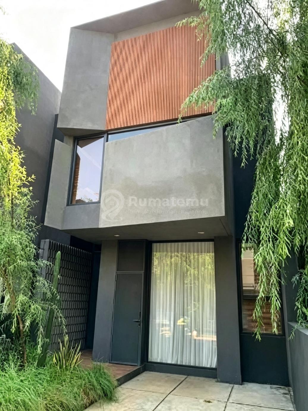 Dijual Rumah Dalam Cluster Area Pesanggrahan Deket Bintarojakarta Selatan