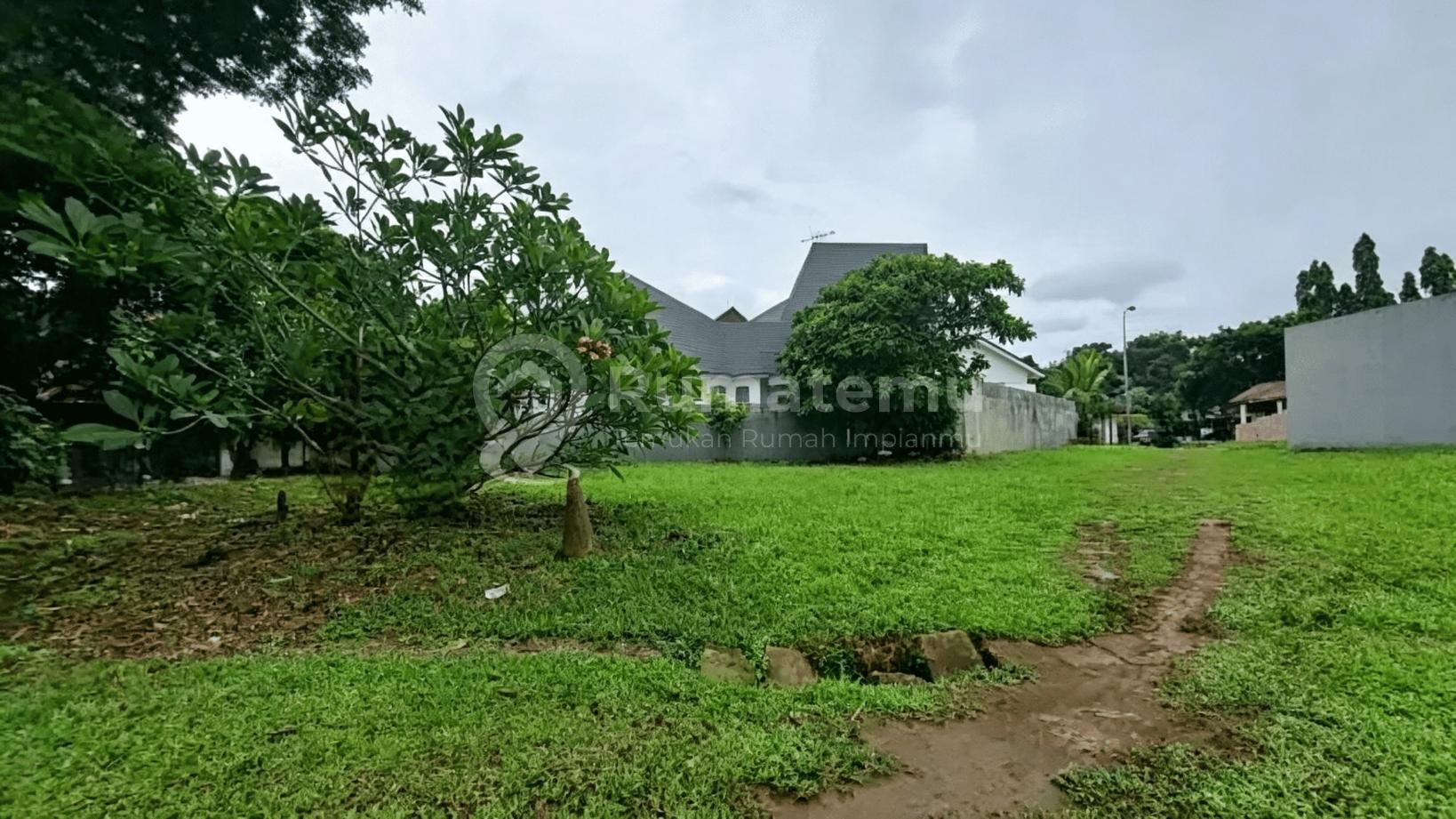 Kavling Hoek Di Kencanaloka Bsd City Tangerang Selatan Luas Tanah 328m2 Harga 9juta Permeter