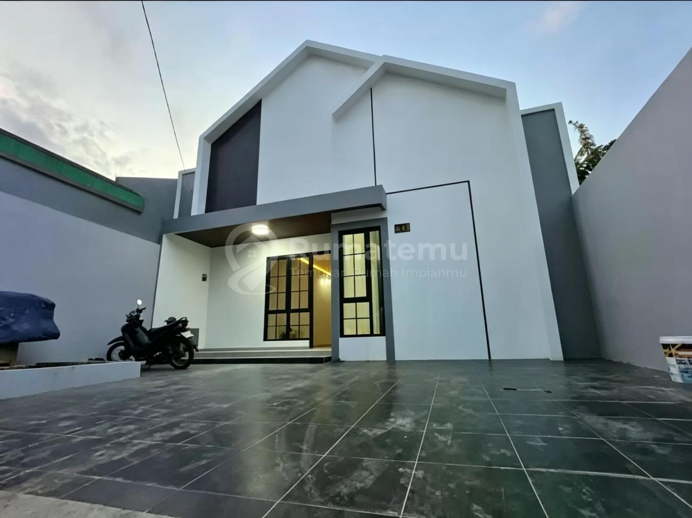 Rumah Cantik Strategis bisa KPR Pagedangan Bumi Puspitek