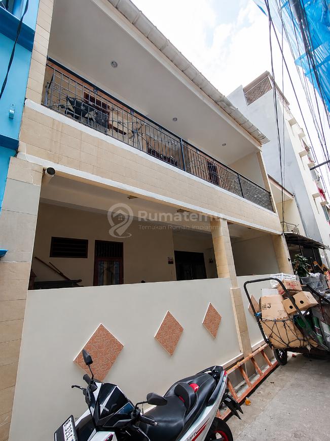 Dijual rumah siap huni banguann 2 lantai Jl.Agung Utara , Sunter Agung