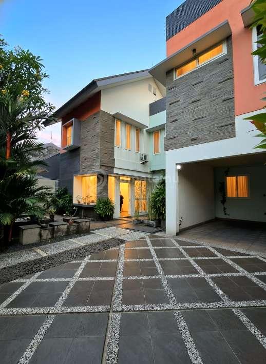 Dijual Rumah siap Huni lokasi Strategis Di Duren Sawit Jakarta Timur 