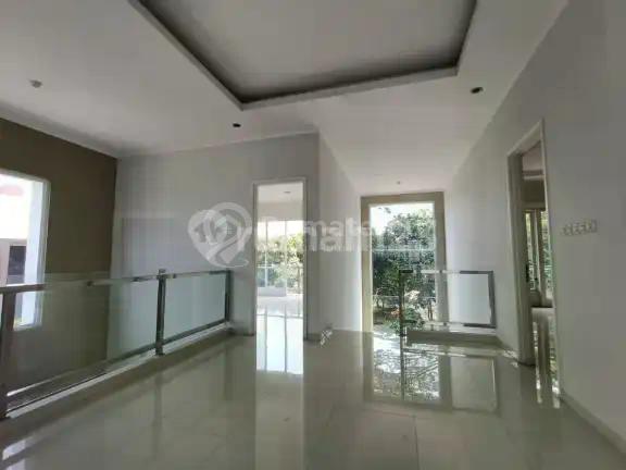 Dijual Rumah Siap Huni 2 Lantai Delatinos BSD