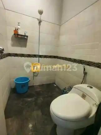 Rumah Pojok Bagus Ada Kolam Renang Dalam Cluster Di Mustika Jaya