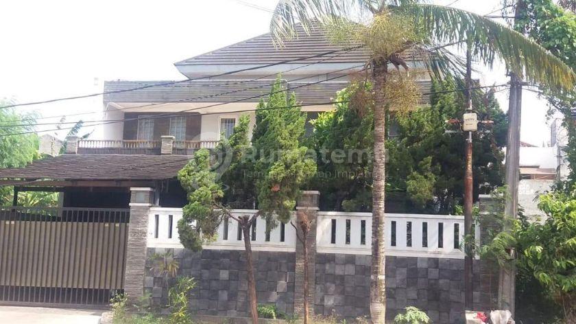 Rumah di Pondok Kelapa 