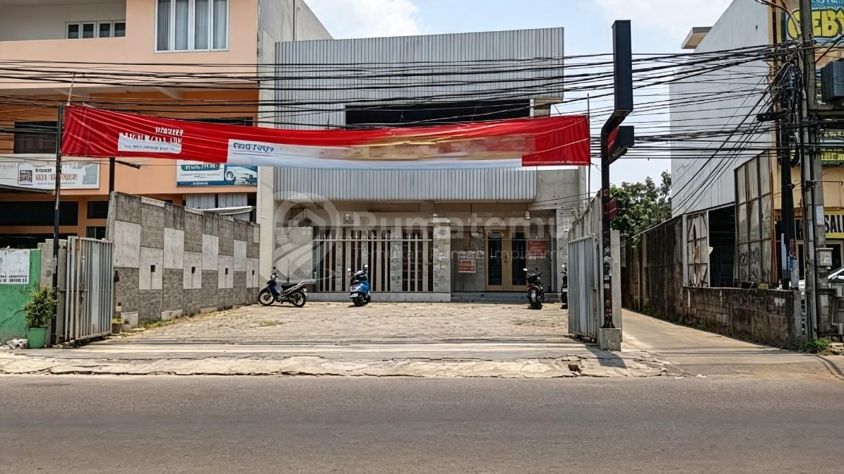 Disewakan Ruko 2 Lantai Lokasi Sangat Strategis Jl Raya Jatiwaringin Pondok Gede Bekasi