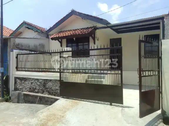 Dijual Murah Rumah Dibawah Harga Pasar di Bumi Parahyangan Kencana Soreang