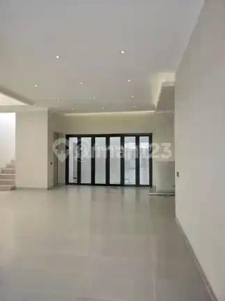 Dijual Rumah di Phg, Gading Serpong, Kt 4, Full Renov
