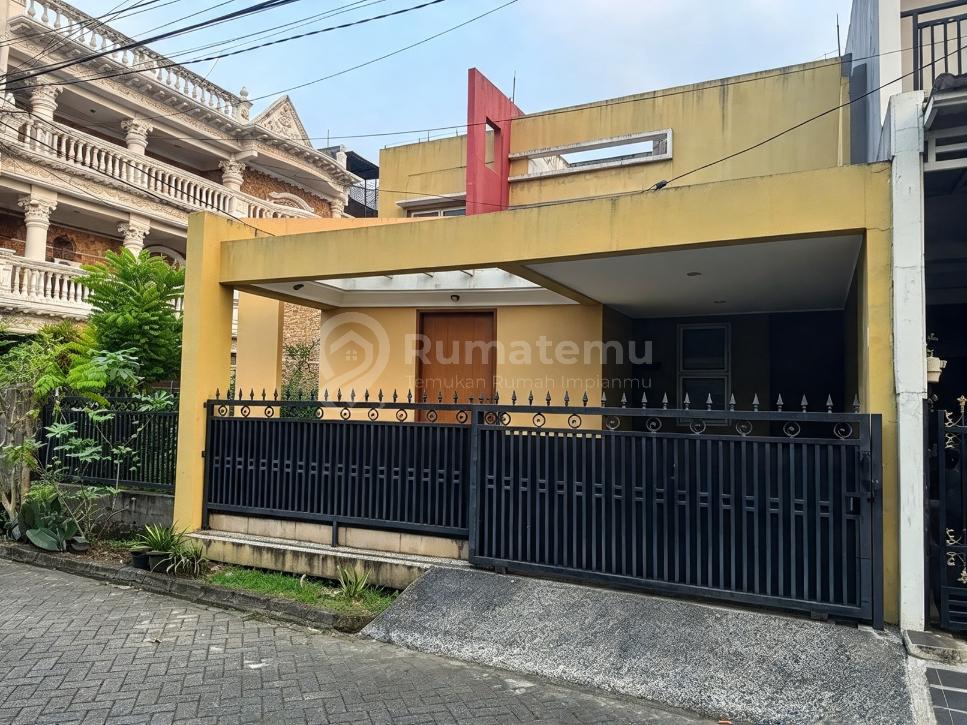Bebas Banjir, Rumah, 2 Lantai, SHM, bisa KPR