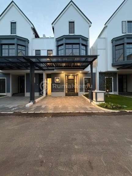 Rumah Cantik with Attic Cluster Louise Gading Serpong