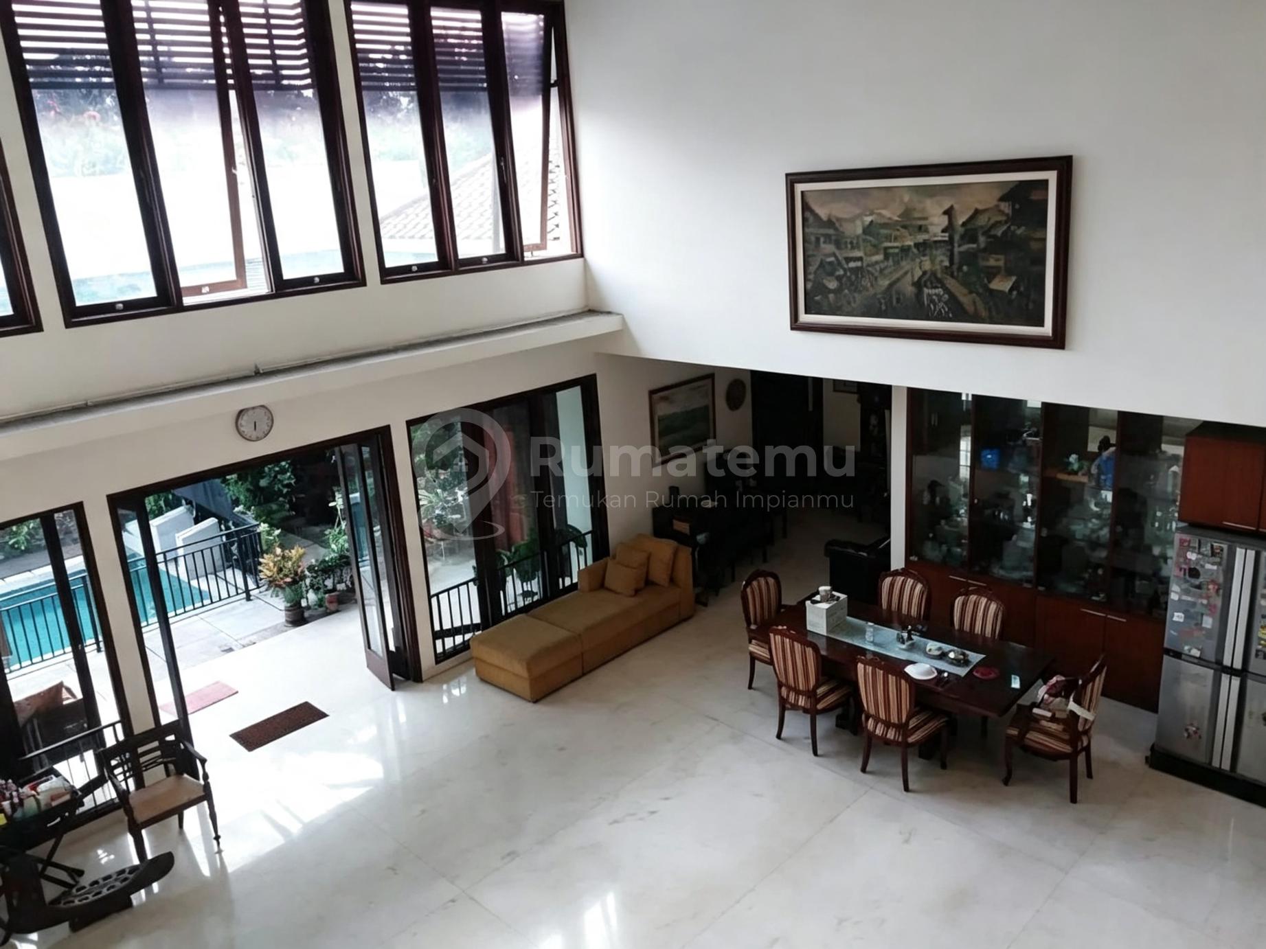 Rumah Asri Di Bintaro Jaya