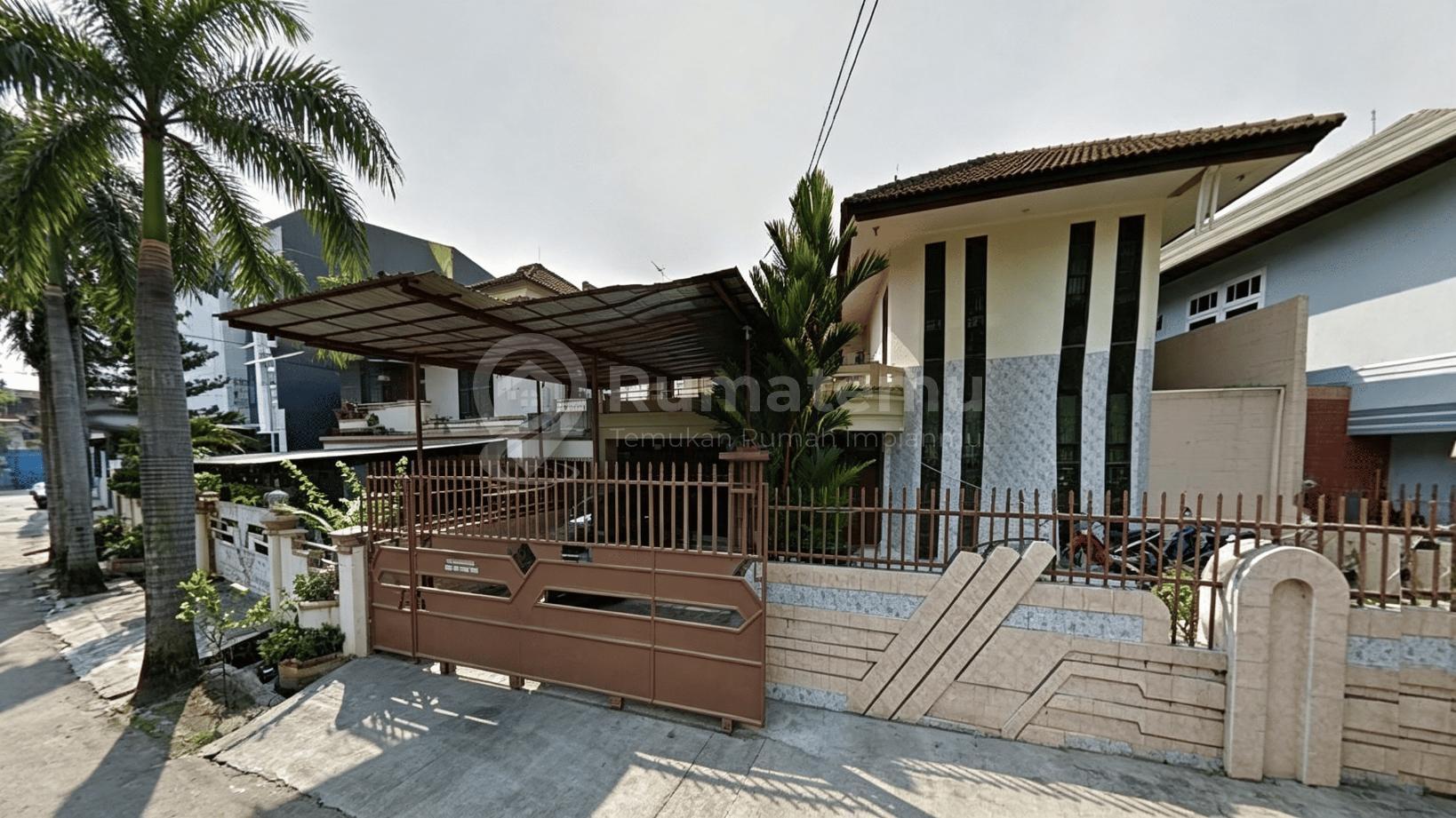 Dijual rumah 2 lantai modern dan terasan nyaman berada di Grogol, Wijaya Kusuma Grogol Petamburan