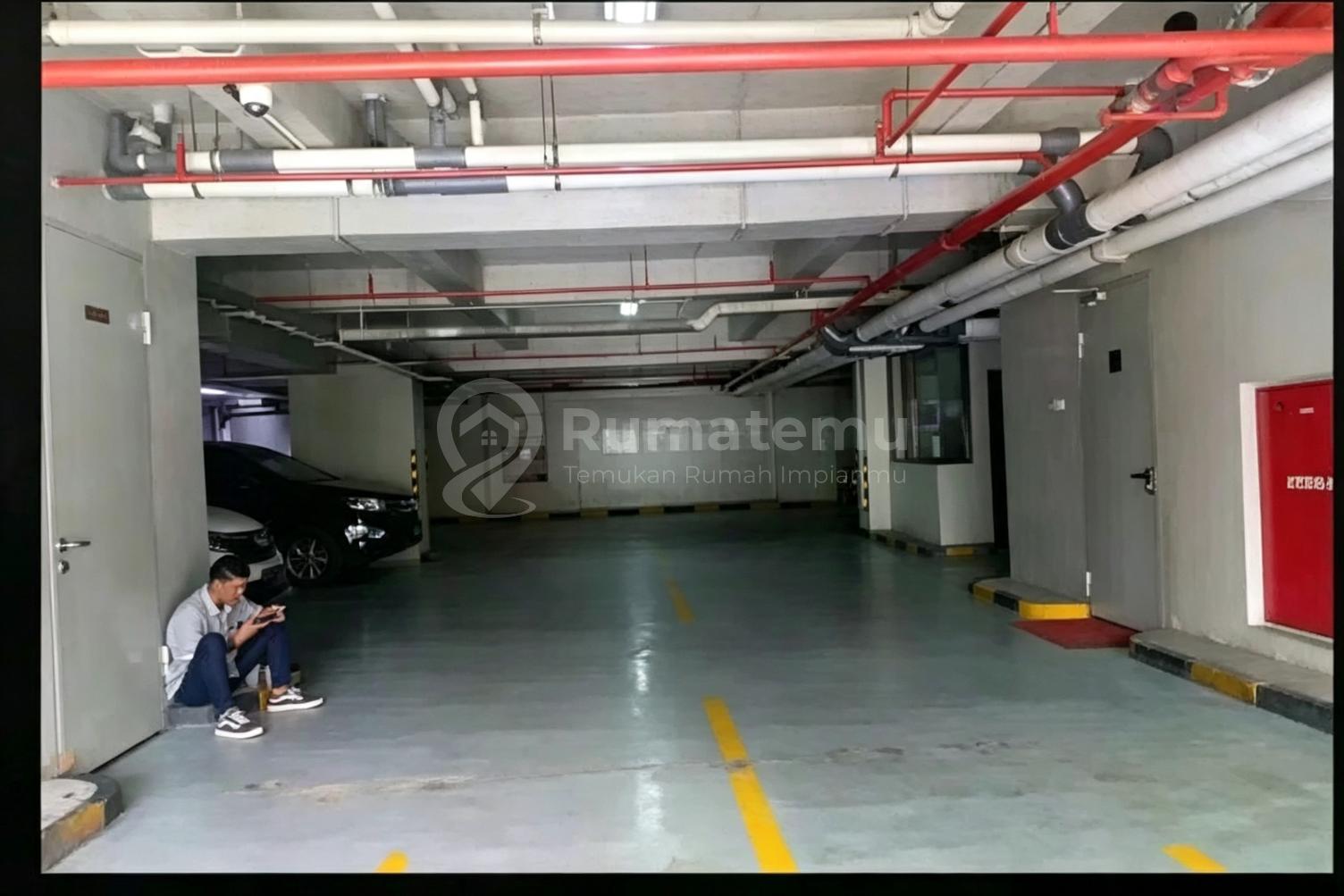 Gedung Di Kebayoran Baru, Perkantoran Dekat Pakubuwono Signature, 7 Lantai, Siap Pakai