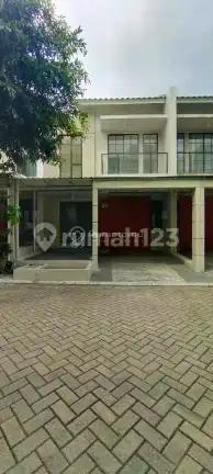 Jual Rugi rumah bagus siap huni lebar 6 meter Green Village Tangerang