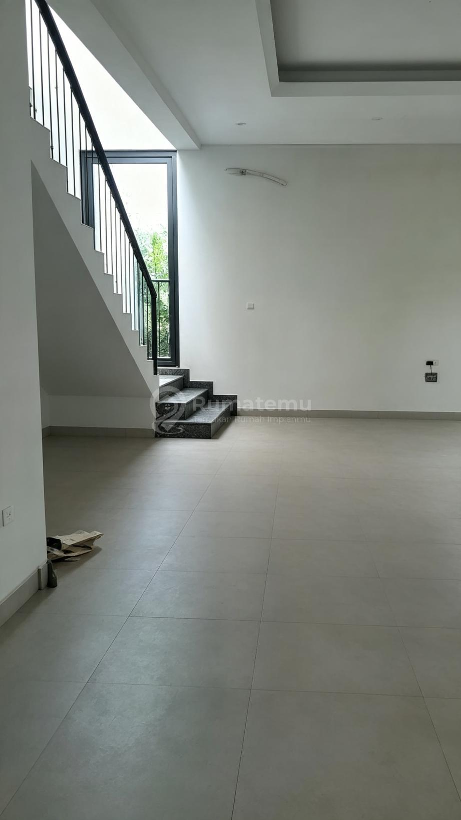 Dijual Murah Rumah Muara Karang, Bangunan Baru,lokasi Nyaman