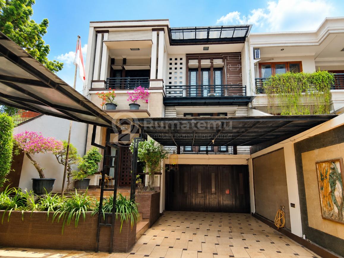 RUMAH KEBON JERUK SEMI FURNISH NYAMAN DAN HOMEY JAKARTA BARAT