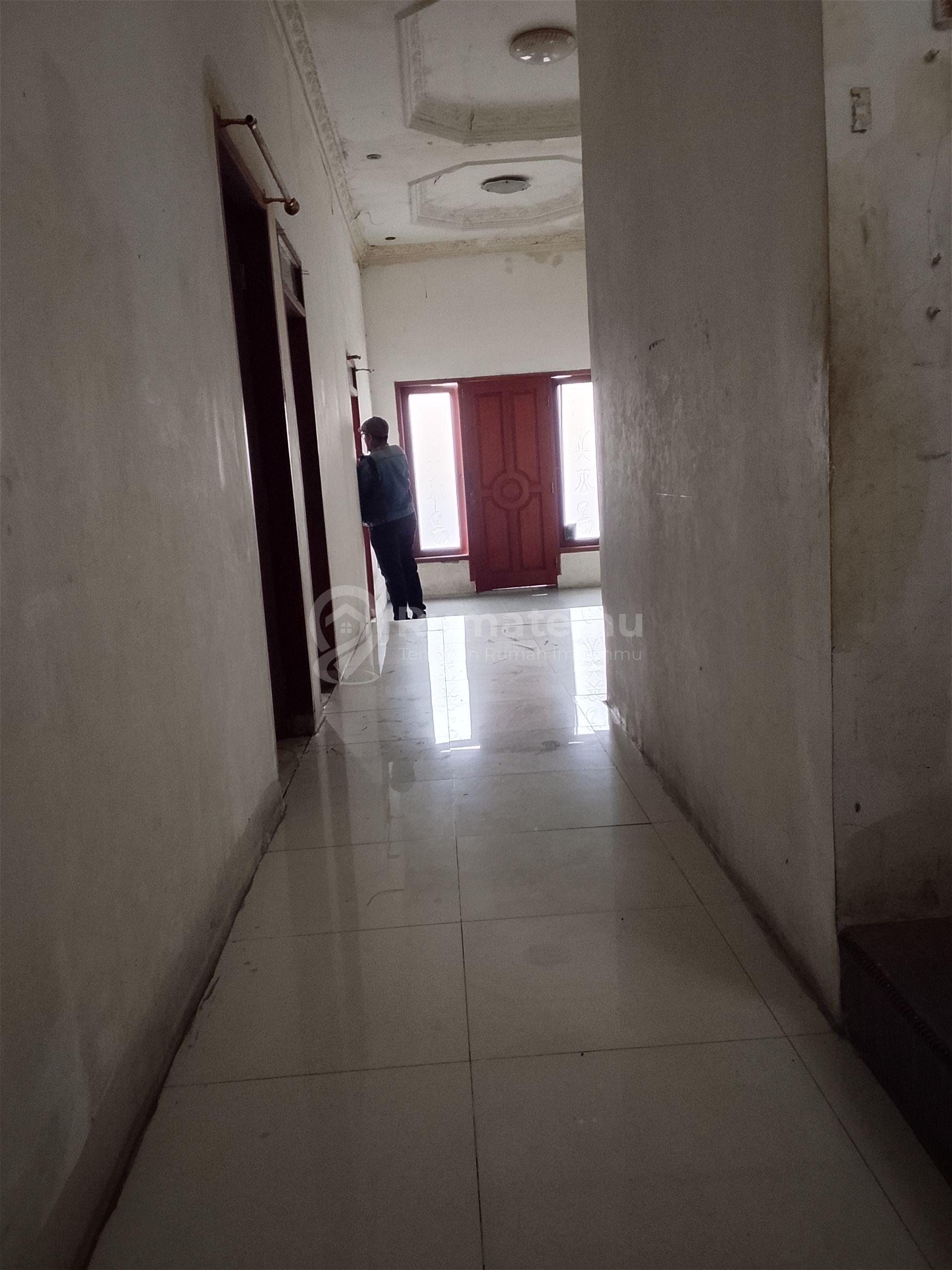 Jual rumah Asri di taman Bugel indah raya Kota Tangerang 