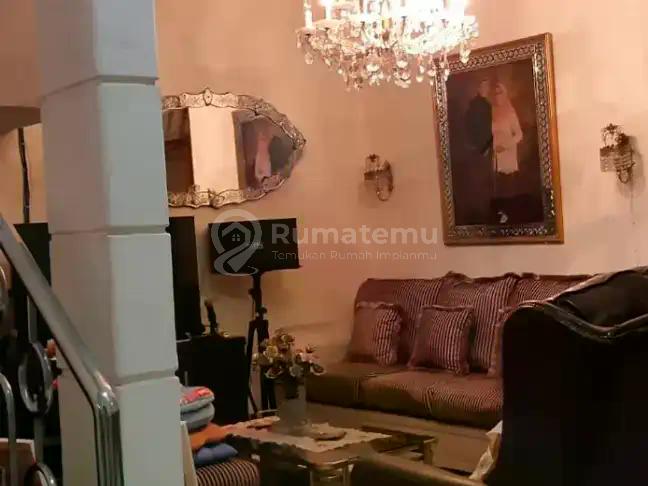 DIJUAL RUMAH SIAP HUNI HARGA MENARIK DI JAKARTA SELATAN