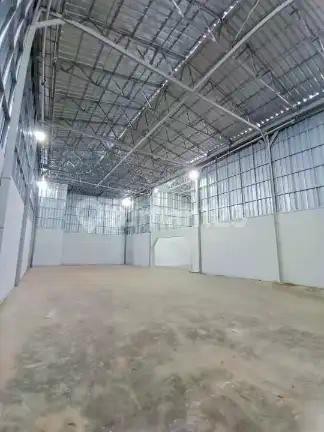 Disewakan atau Dijual Cepat Gudang Siap Pakai di daerah Tiang Bendera, Roa Malaka, Jakarta Barat.