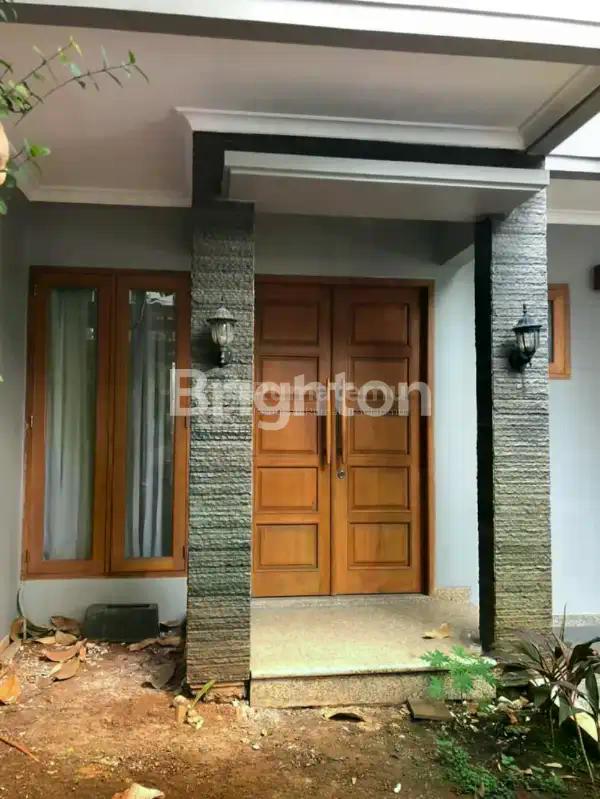 Jual MENTENG AARDEN TOWNHOUSE, JALAN TAMAN MATRAMAN TIMUR NO.8, PEGANGSAAN, KECAMATAN MENTENG, JAKARTA PUSAT, JAKARTA