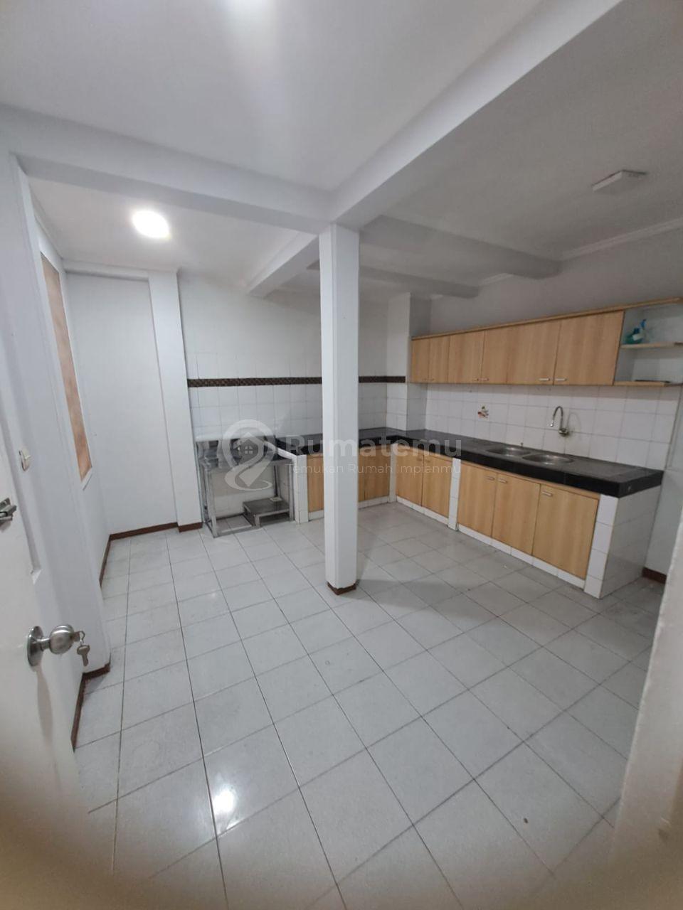 Hunian Asri Siap Sewa Di Area Kebayoran Baru 
