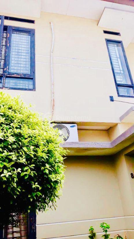 Rumah di jual di Pondok Kelapa Jakarta Timur