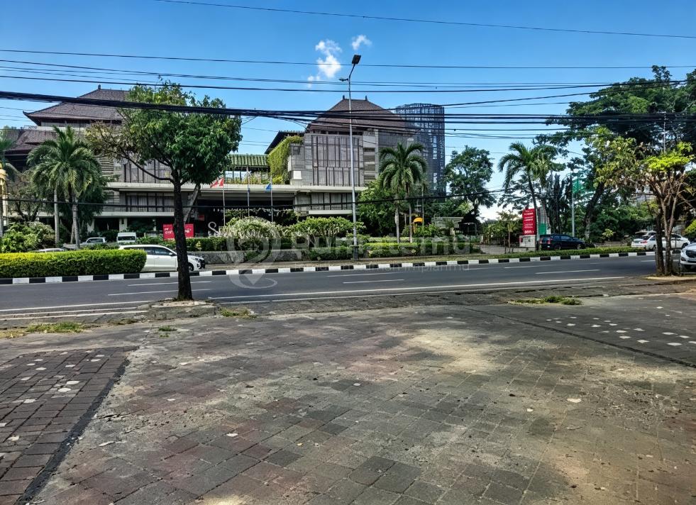 Ready For Sale Premium Location Land In Sunset Road Bali