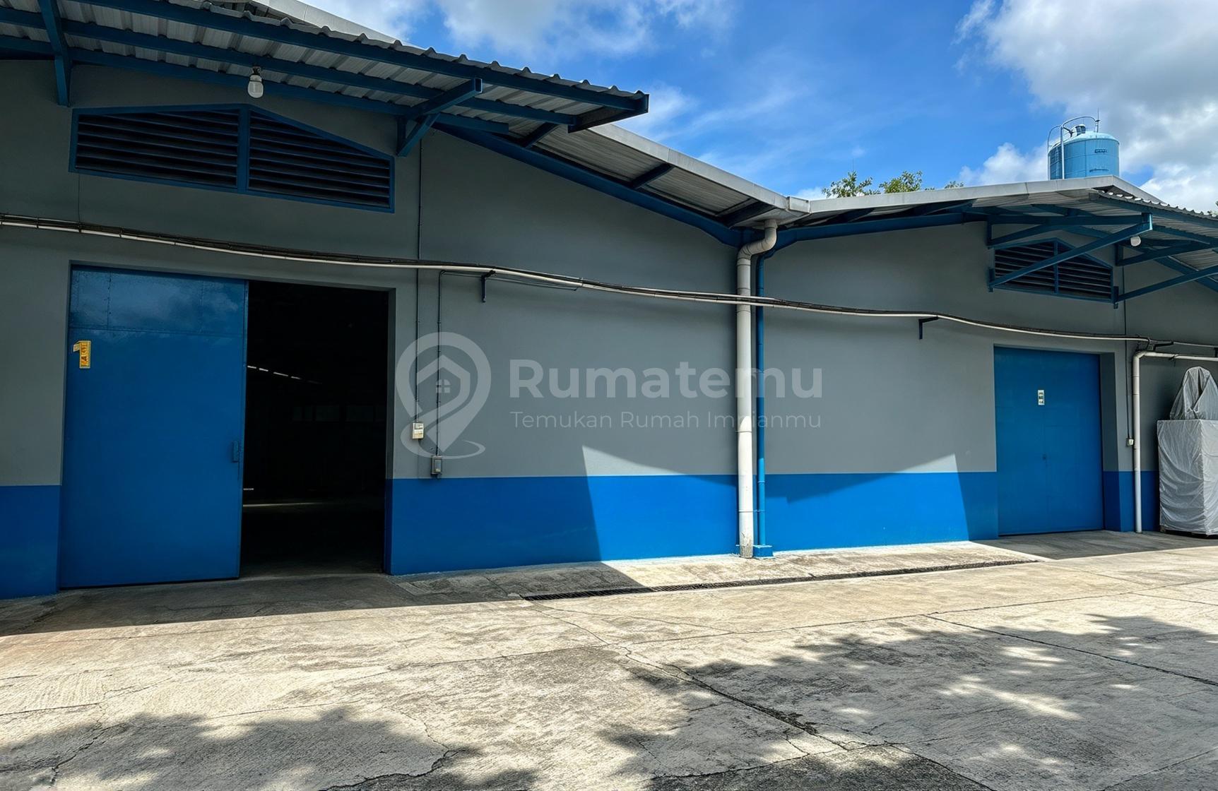 Disewakan Gudang Bersama Karawaci Tangerang Kota Akses Kontener Rapi Siap Pakai Ukuran 2000M