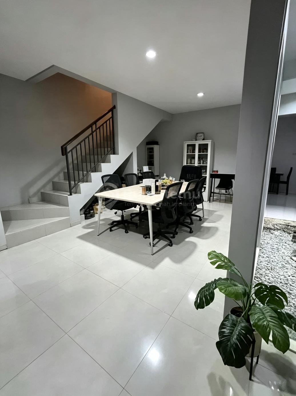 Dijual Rumah Cantik Siap Huni Grand Wisata Bekasi Timur