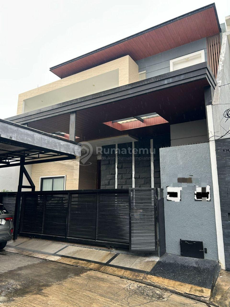 Dijual Rumah Mewah Tengah Kota dengan Private Kolam Renang di Gunung Sahari Jakarta Pusat