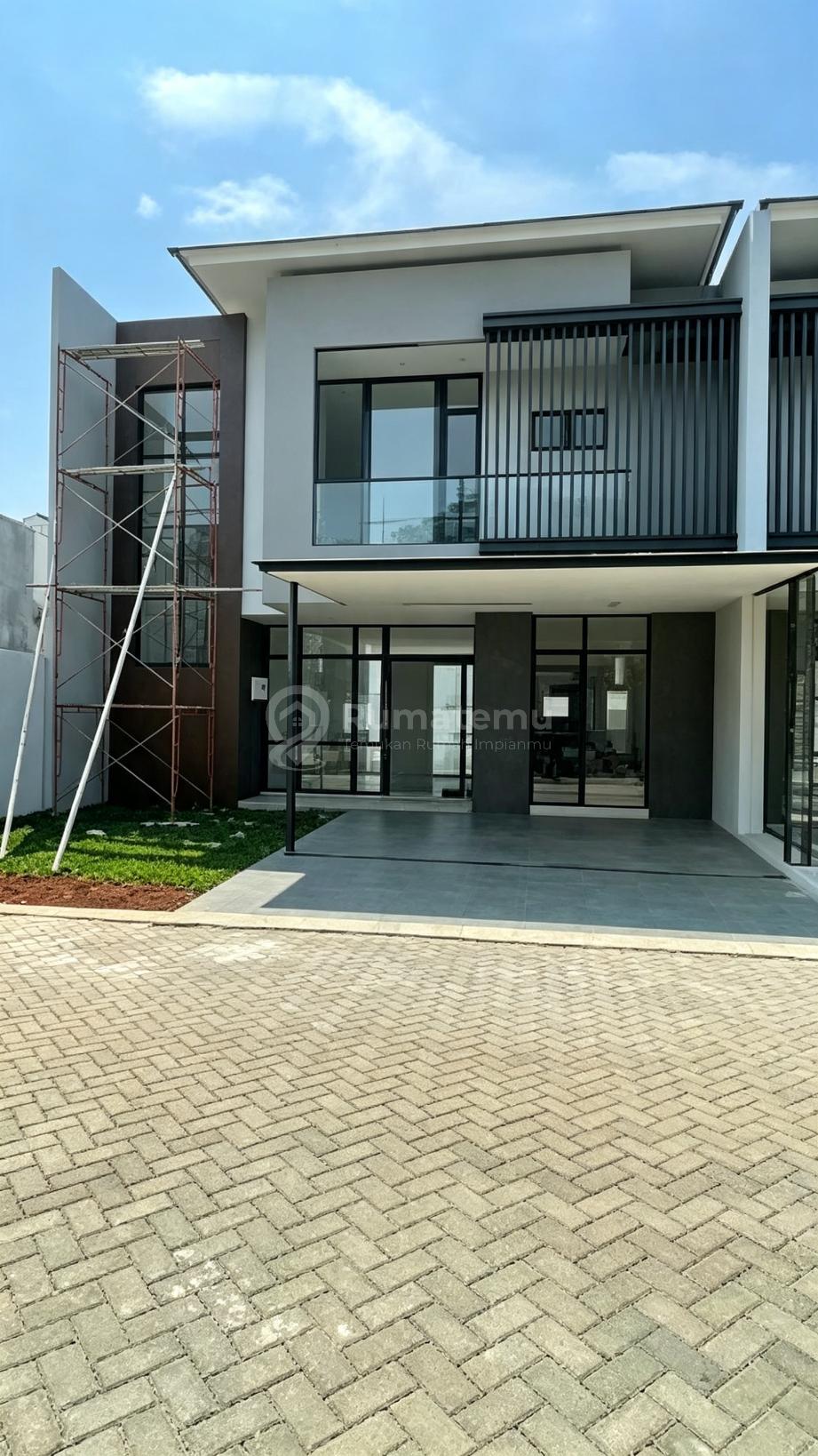 Rumah Kuningan Village Pik 2 Uk 10x20 Harga Spesial