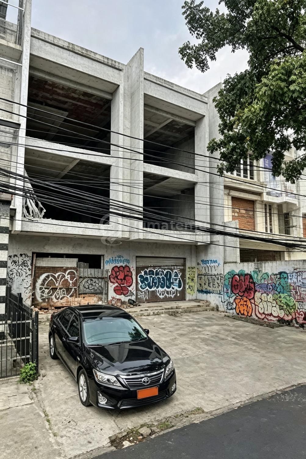 Dijual Ruko Gandeng di Bintaro, Pinggir Jalan, Cocok untuk Usaha, Sudah SHM