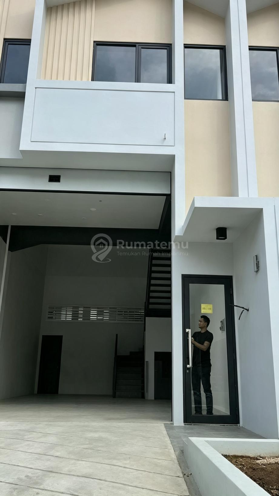Gudang Di Kawasan Pergudangan Siap Pakai Siap Nego