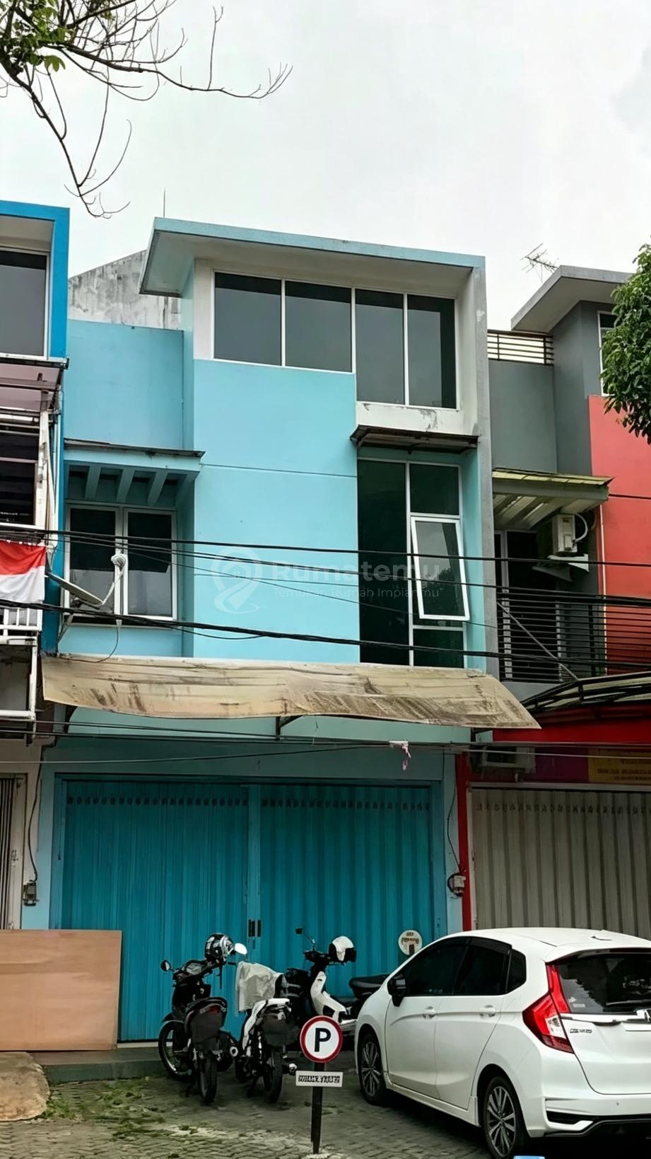 Jual JL. RAJEKWESI, KLOJEN, MALANG