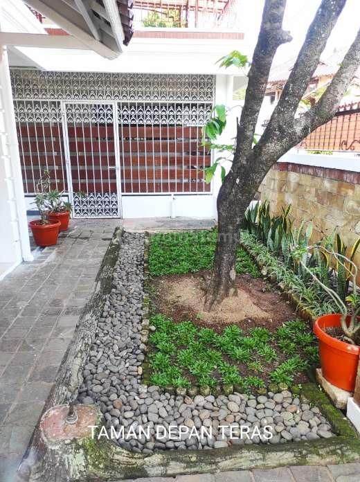DIJUAL: Rumah Posisi Hook Luas 260m² di Cireundeu, Kawasan Tenang & Strategis Perbatasan Jaksel