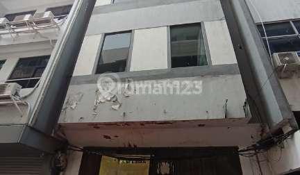 Di Jual Lelang Ruko di Jl. Hayam Wuruk , Kel. Kebon Kelapa, Kec. Gambir, Jakarta Pusat,