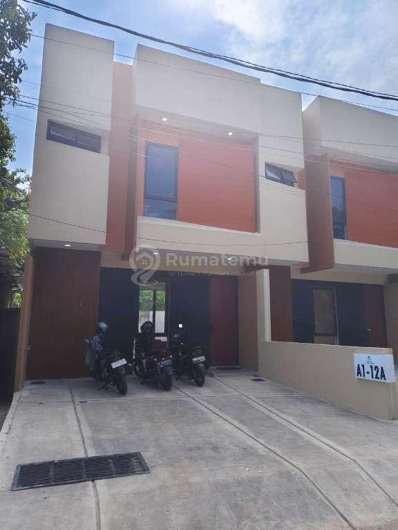 Rumah 2Lantai Baru Murah siap huni di Jatimulya 3 Menit Tol Bekasi Timur