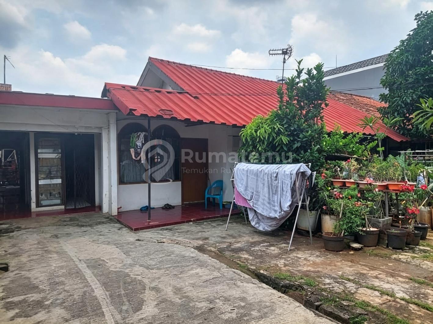 Dijual Rumah + Kontrakan + Kostan di Jati Padang, Pasar Minggu Parkir motor mobil luas Lokasi Strategis sangat cocok untuk Kantor