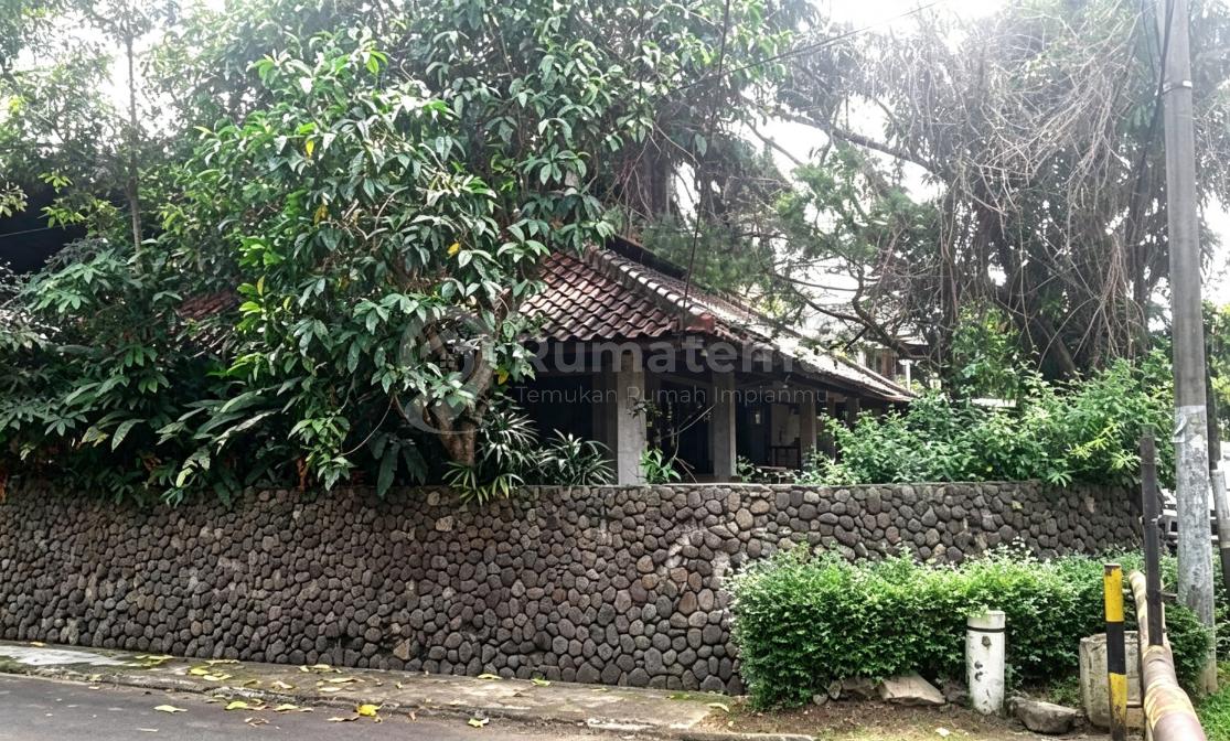 Dijual Rumah Mewah Lokasi Bagus di Pesanggrahan