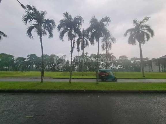 Kavling Bukit Golf BSD City Depan Kolam Renang Damai Indah Golf